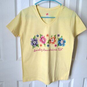 SMOKY MOUNTAINS, TN Souvenir Tee Shirt Yellow Floral Hanes Comfort Soft Size M